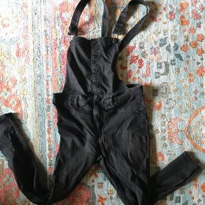 H&M Black Skinny Jeans Overalls
